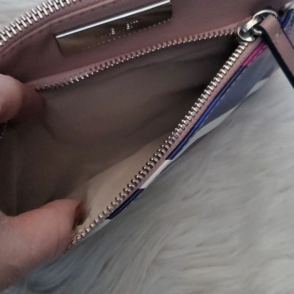 Nine West Alyce wristlet